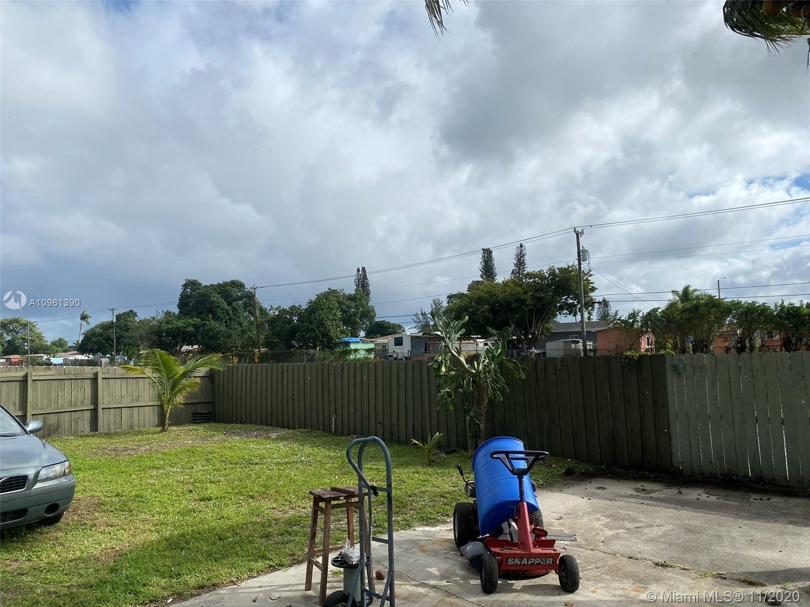 See details / 2890 sq. ft. $ 2020-12-14 0 Photo