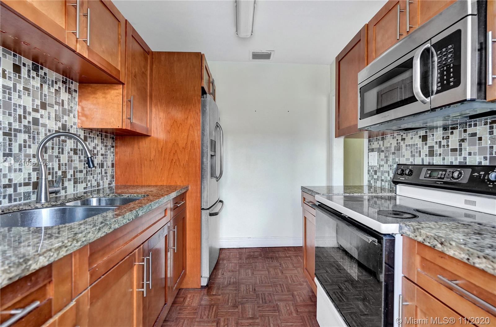 See details / 2684 sq. ft. $ 2020-11-23 0 Photo