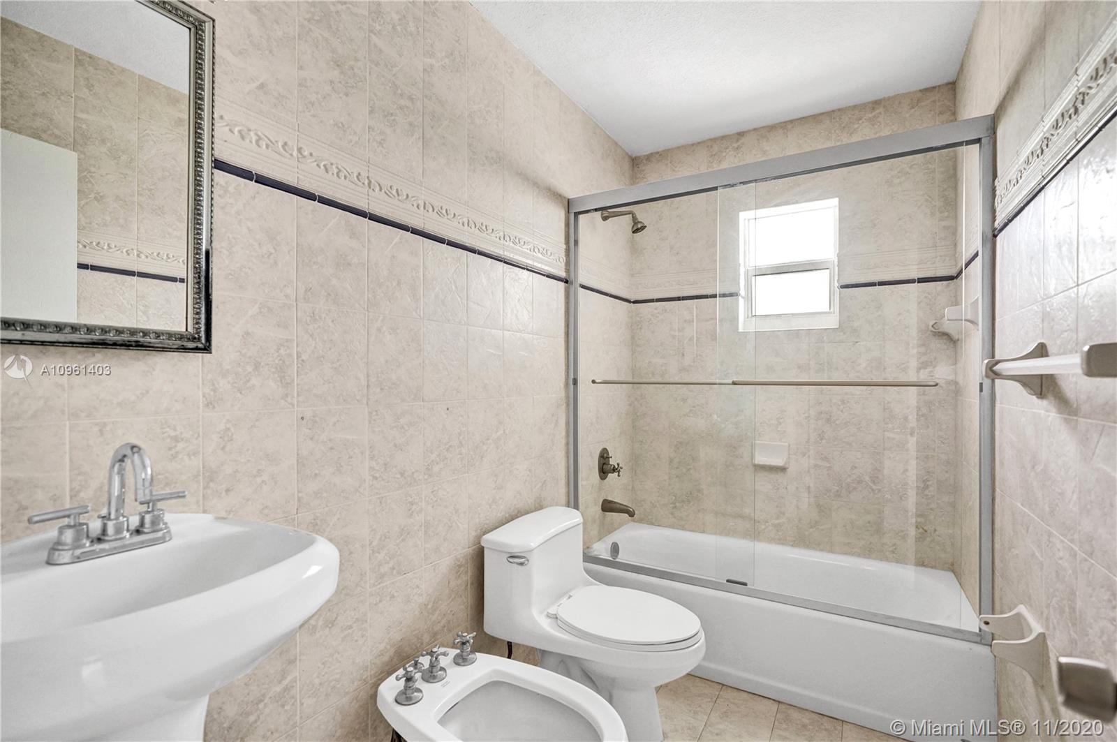 See details / 2684 sq. ft. $ 2020-11-23 0 Photo