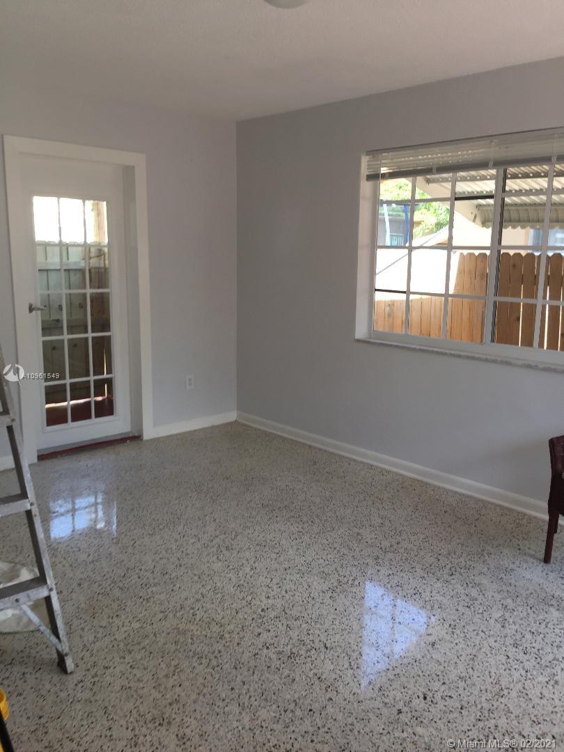 See details / 2331 sq. ft. $ 2021-02-08 0 Photo