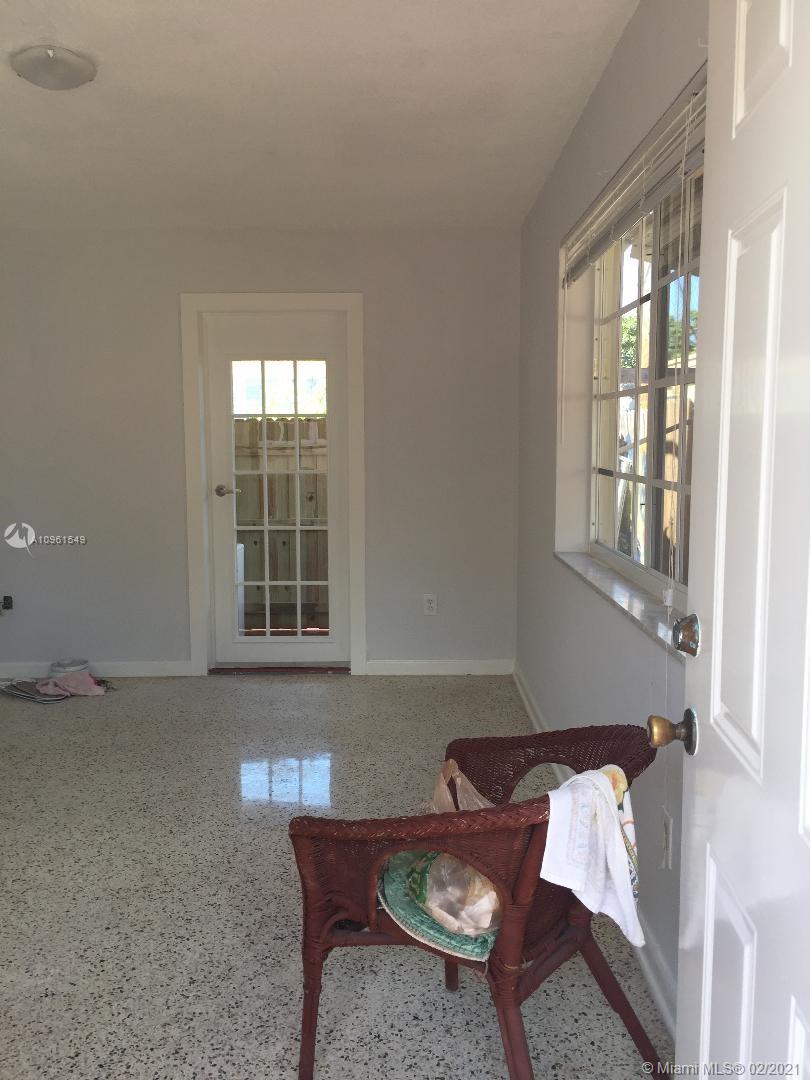 See details / 2331 sq. ft. $ 2021-02-08 0 Photo