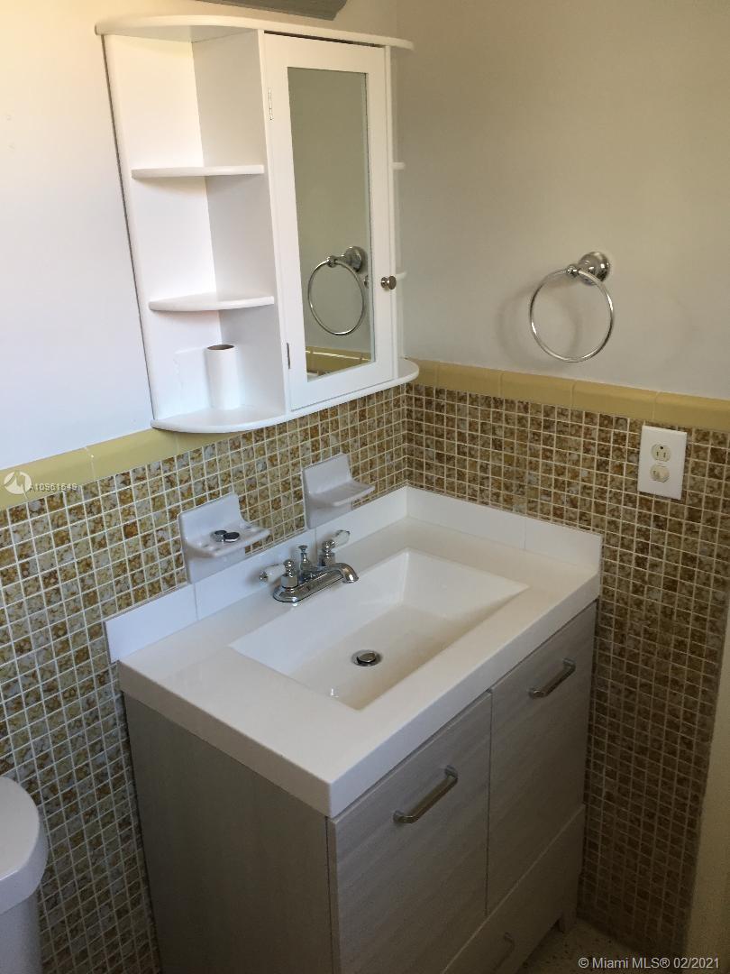 See details / 2331 sq. ft. $ 2021-02-08 0 Photo