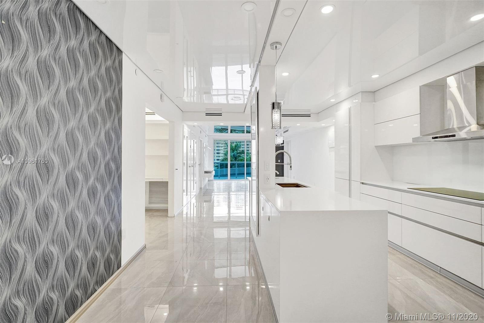 Ver detalles 407 3 / 3 1571 sq. ft. $ 2020-11-23 0 foto