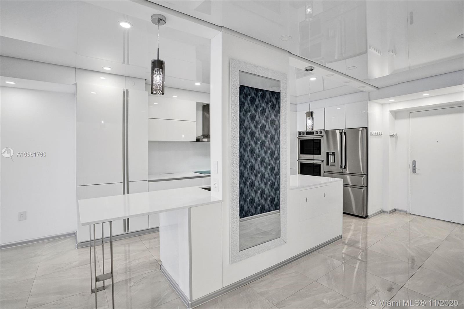 Ver detalles 407 3 / 3 1571 sq. ft. $ 2020-11-23 0 foto