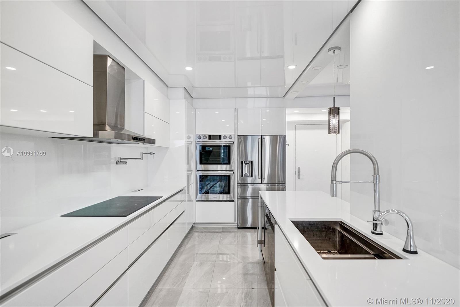 Ver detalles 407 3 / 3 1571 sq. ft. $ 2020-11-23 0 foto