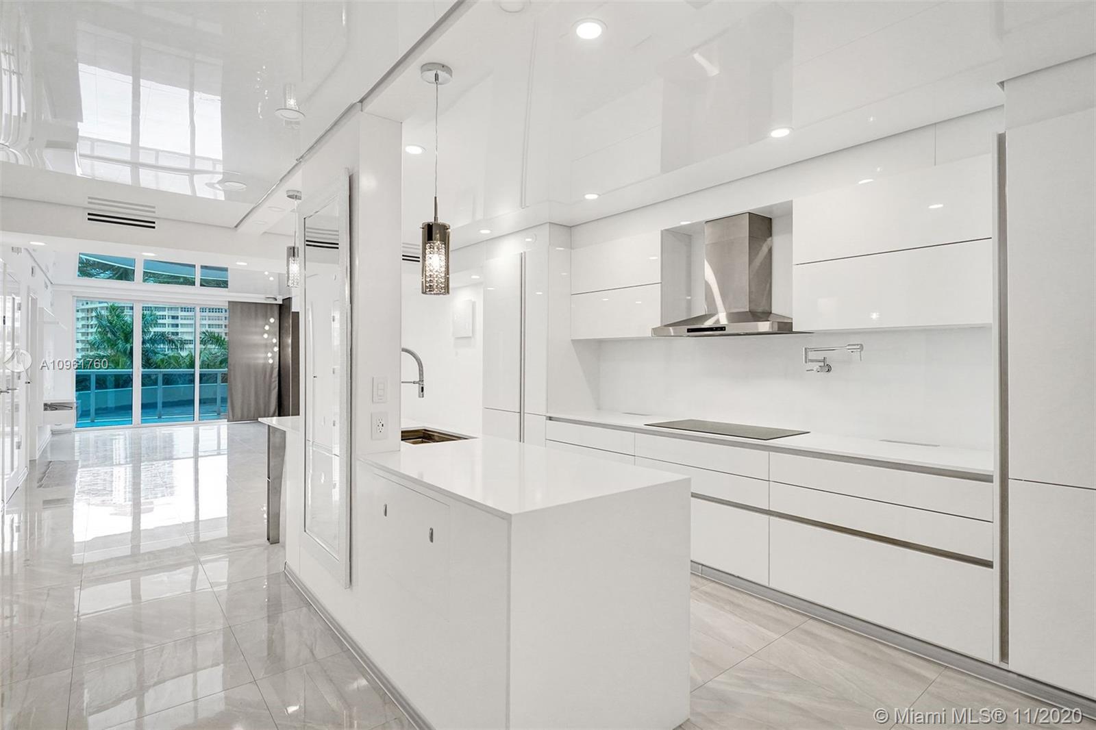 Ver detalles 407 3 / 3 1571 sq. ft. $ 2020-11-23 0 foto