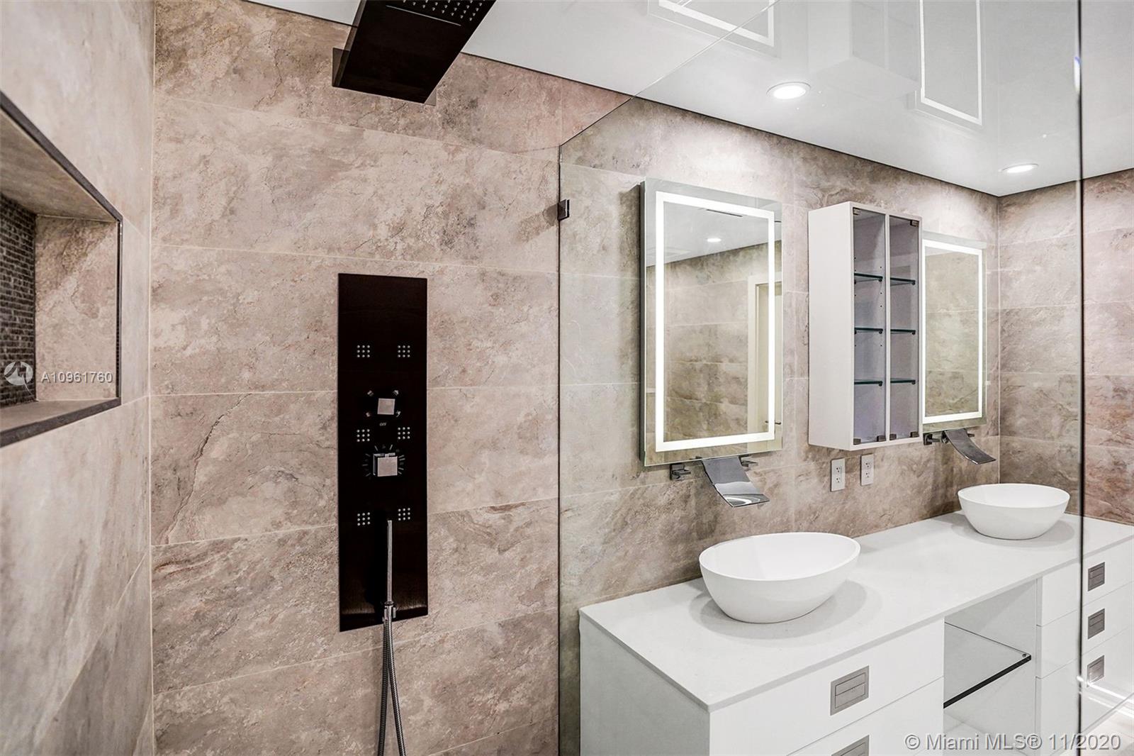 Ver detalles 407 3 / 3 1571 sq. ft. $ 2020-11-23 0 foto