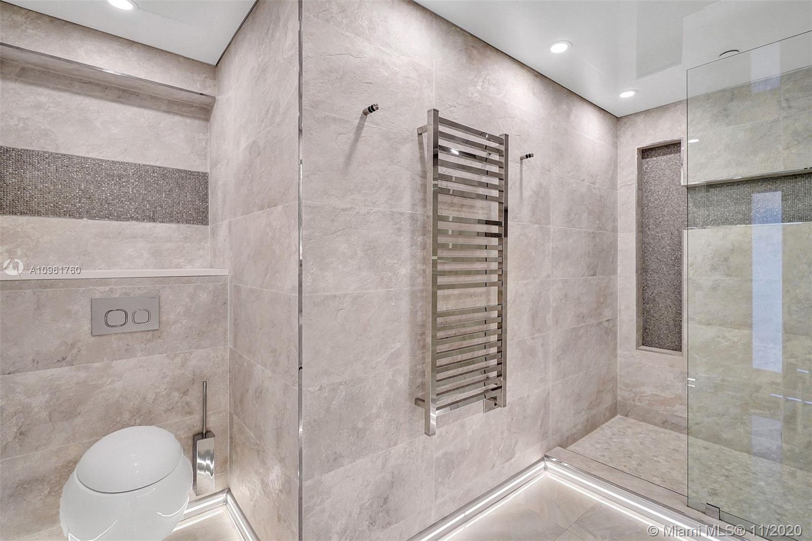 Ver detalles 407 3 / 3 1571 sq. ft. $ 2020-11-23 0 foto