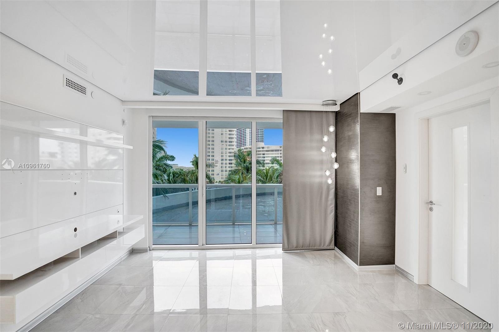 Ver detalles 407 3 / 3 1571 sq. ft. $ 2020-11-23 0 foto