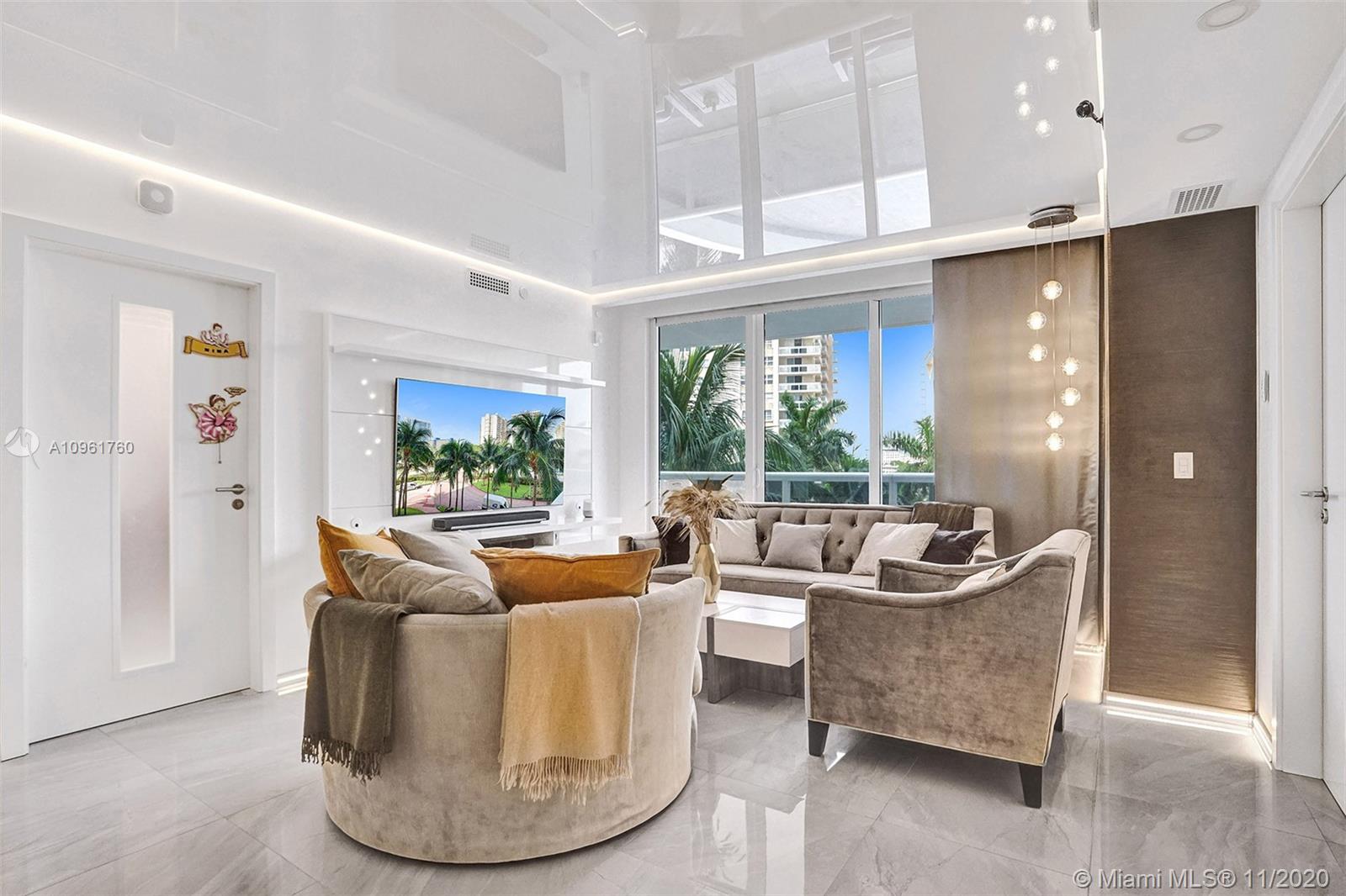 Ver detalles 407 3 / 3 1571 sq. ft. $ 2020-11-23 0 foto