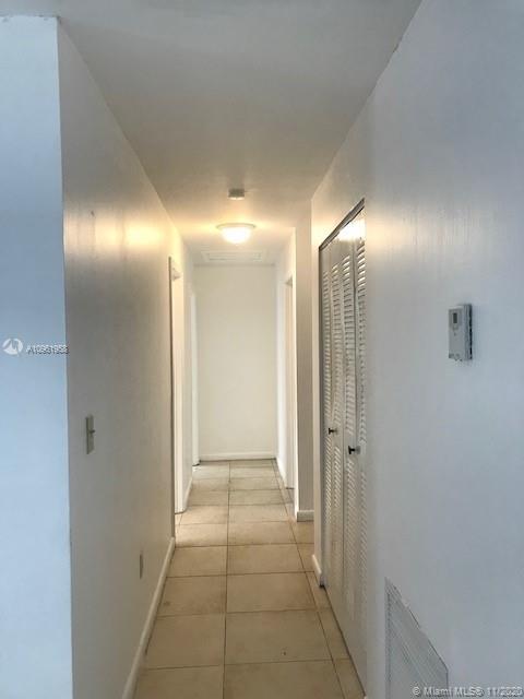 See details / 2611 sq. ft. $ 2020-11-24 0 Photo