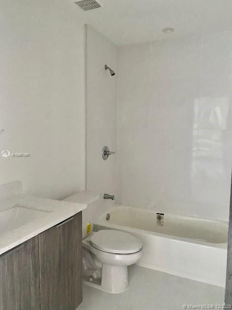 See details / 0 sq. ft. $ 2020-11-24 0 Photo