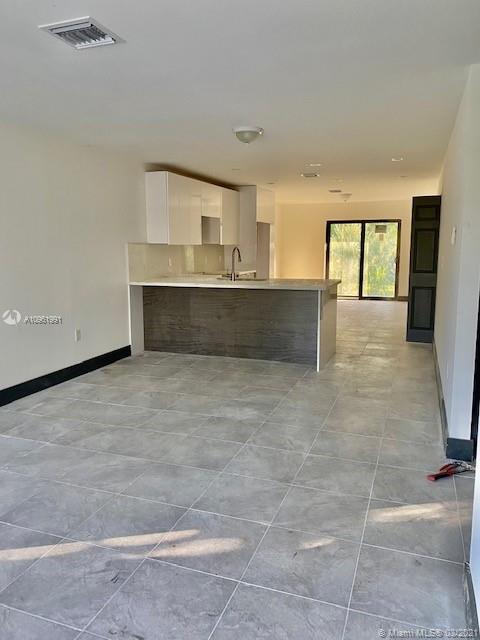 See details / 0 sq. ft. $ 2020-11-24 0 Photo