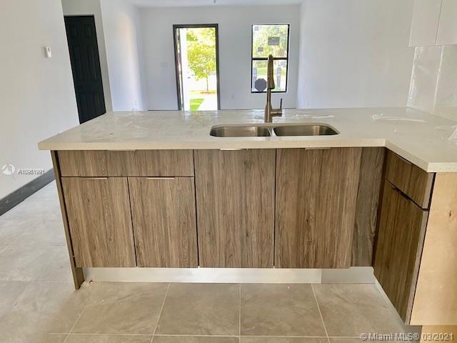 See details / 0 sq. ft. $ 2020-11-24 0 Photo