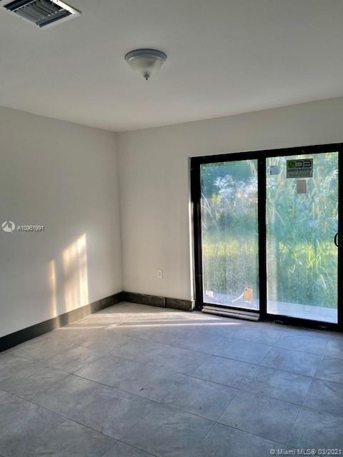 See details / 0 sq. ft. $ 2020-11-24 0 Photo