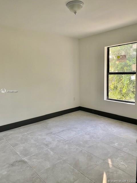 See details / 0 sq. ft. $ 2020-11-24 0 Photo