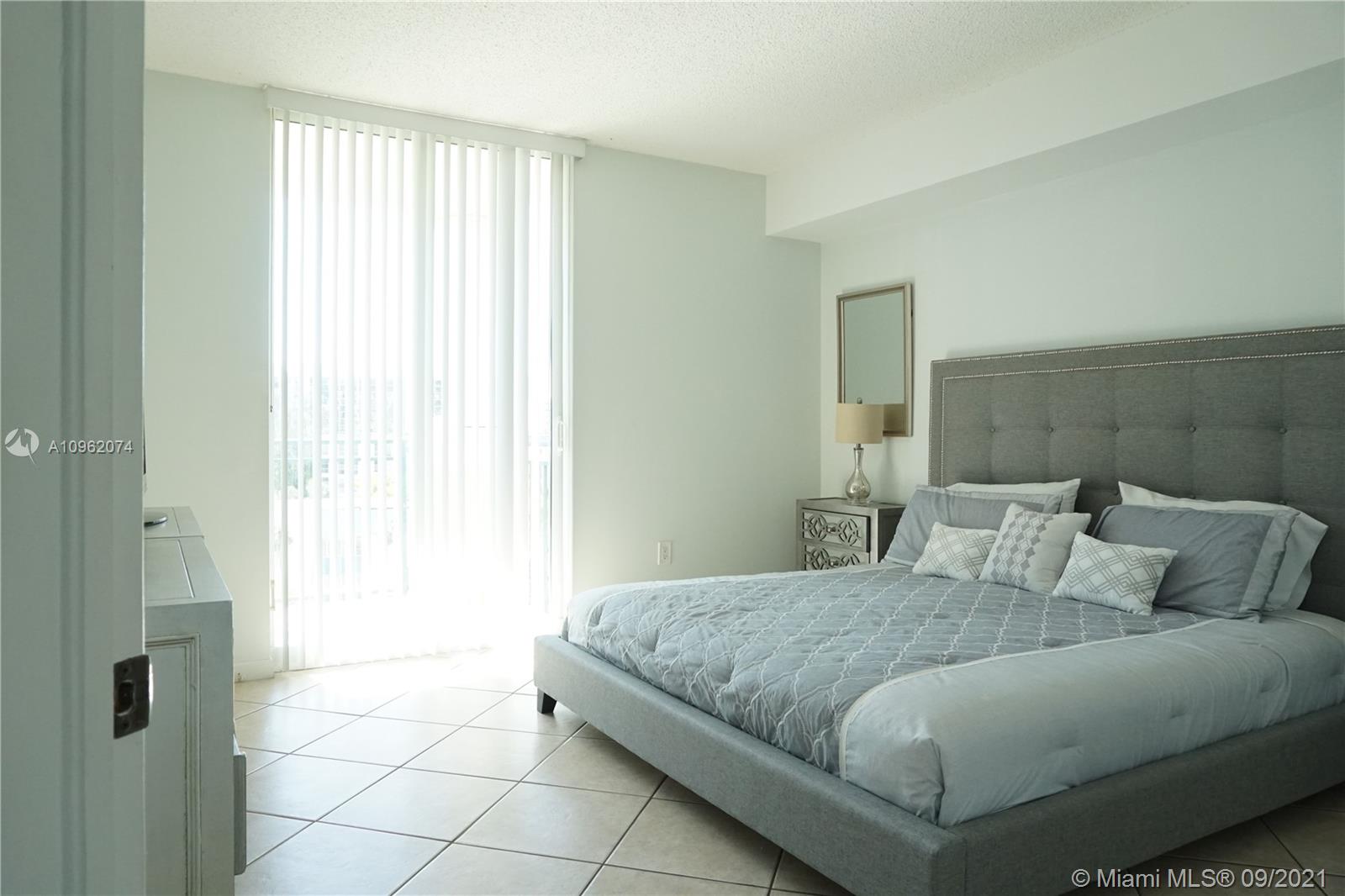 Photo of 17555 Atlantic Blvd #606, Sunny Isles Beach, Florida, 33160 -