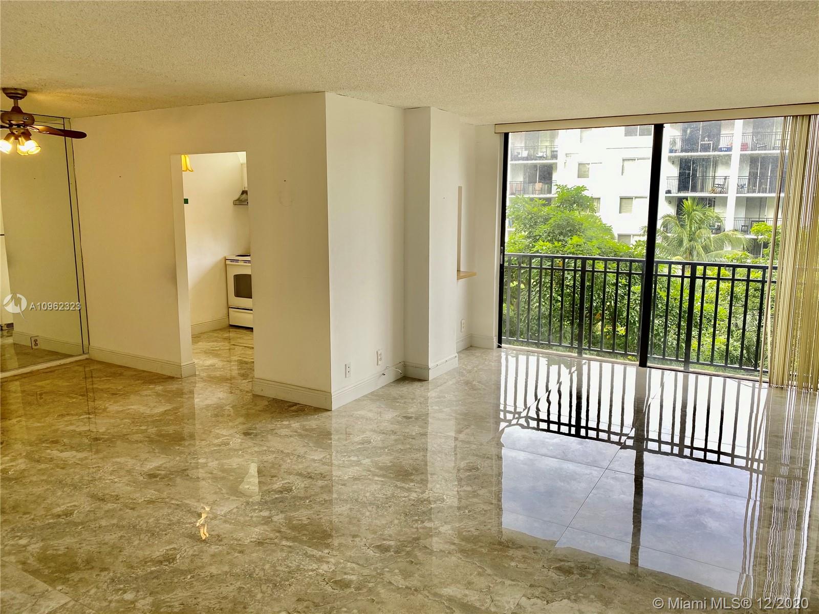 Photo of 17021 Bay Rd #402, Sunny Isles Beach, Florida, 33160 - Dinning Room / Living Room
