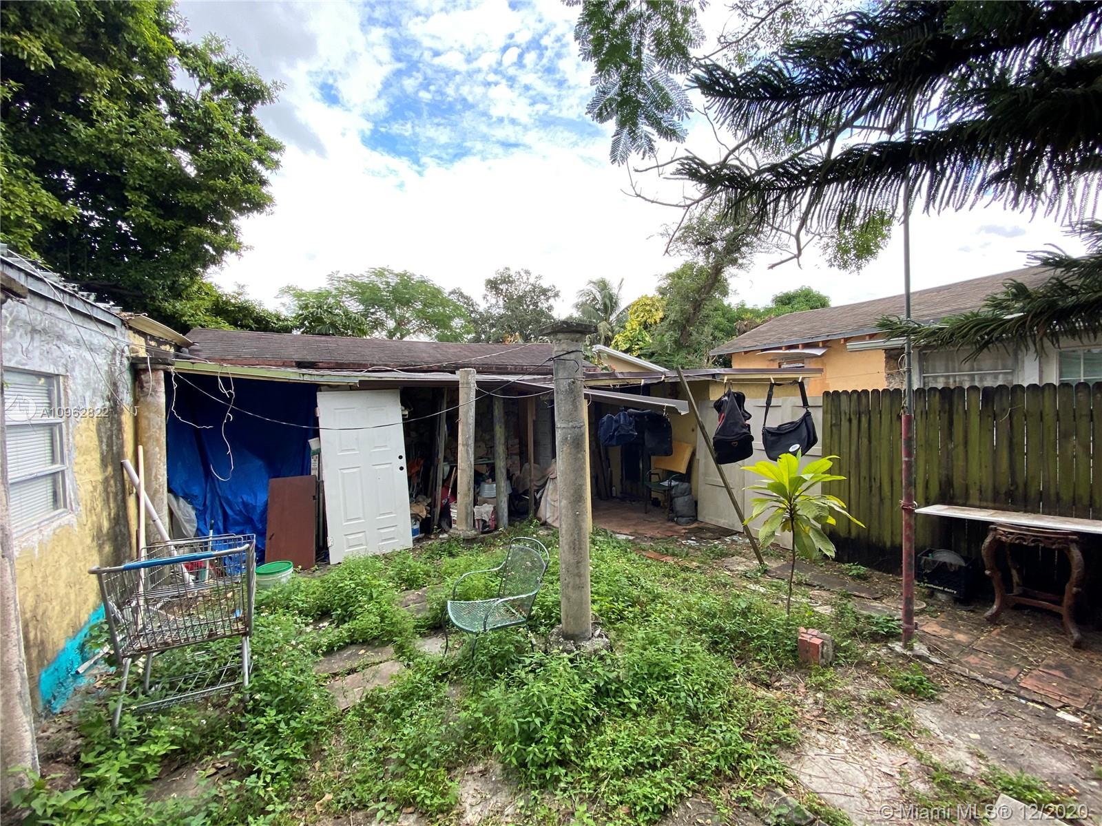 See details / 1881 sq. ft. $ 2020-11-25 0 Photo