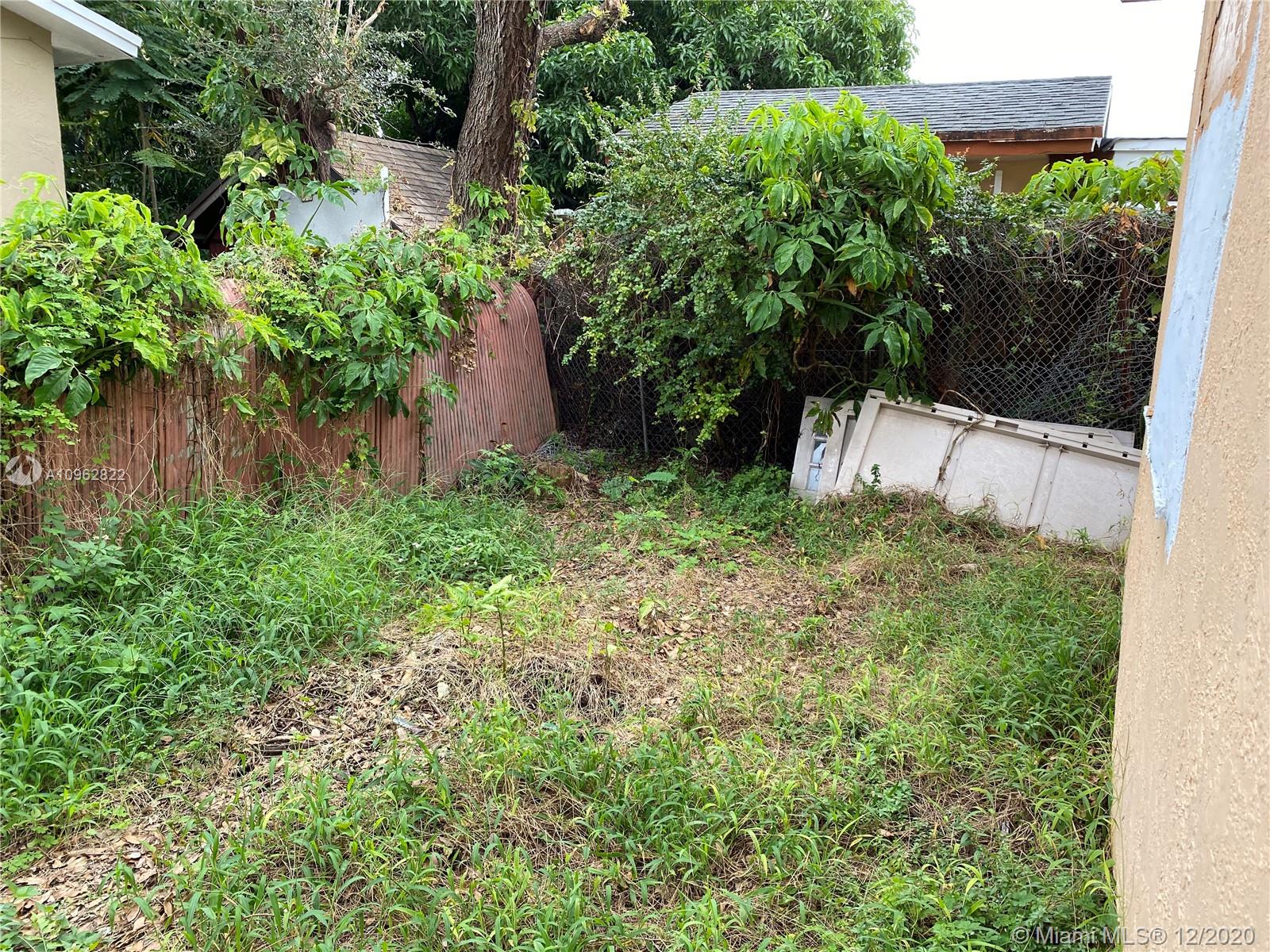 See details / 1881 sq. ft. $ 2020-11-25 0 Photo