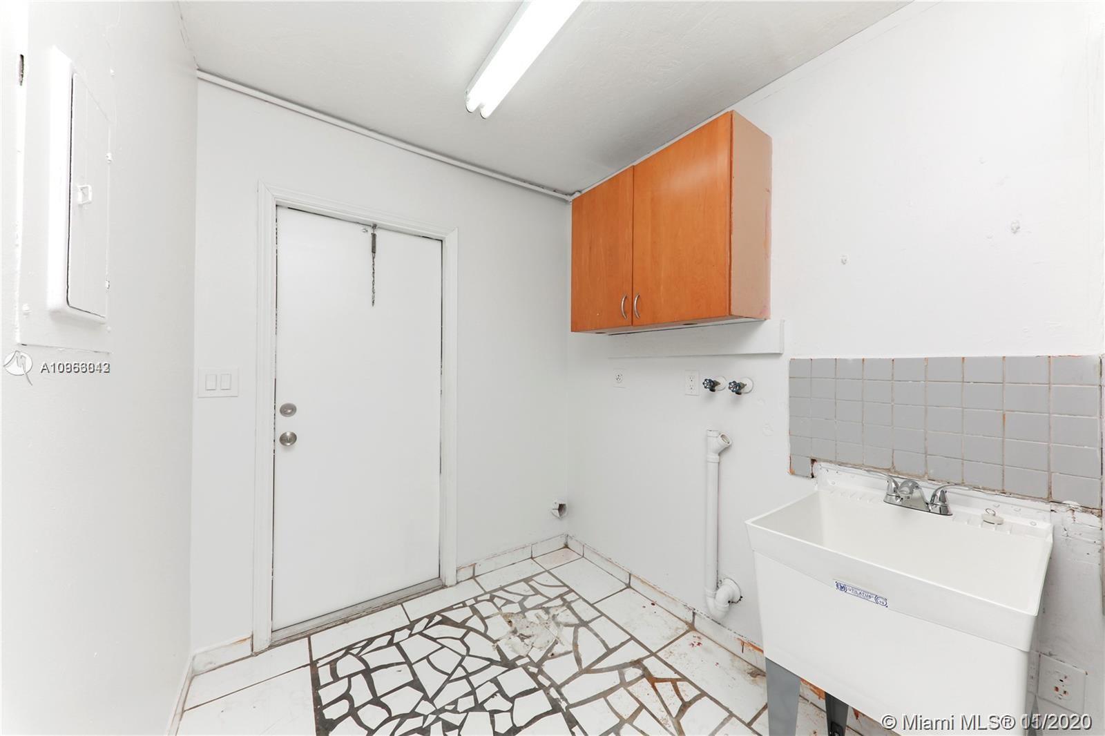 See details / 6864 sq. ft. $ 2020-11-26 0 Photo