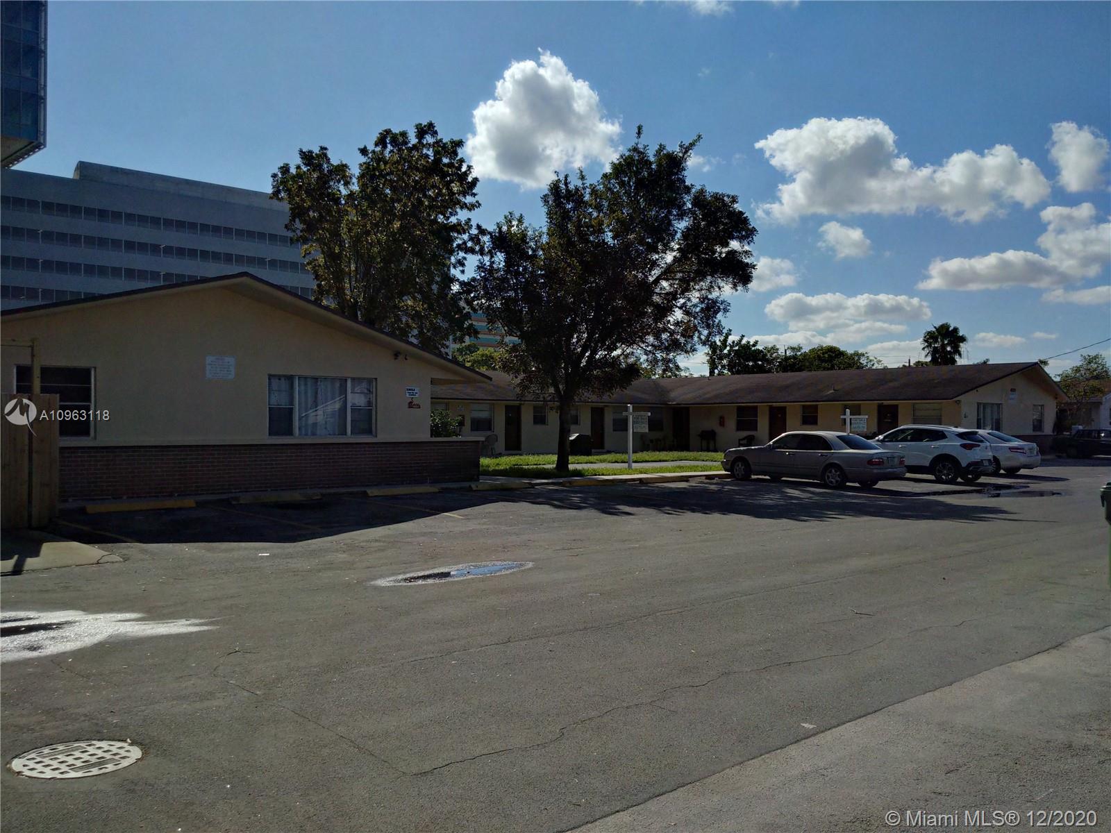 See details / 8584 sq. ft. $ 2020-11-27 0 Photo
