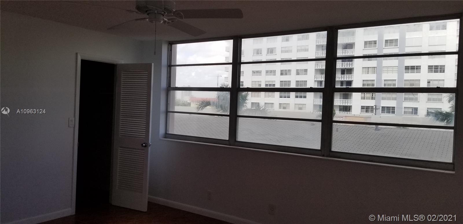 Photo of 3161 Ocean Dr #404, Hallandale Beach, Florida, 33009 -