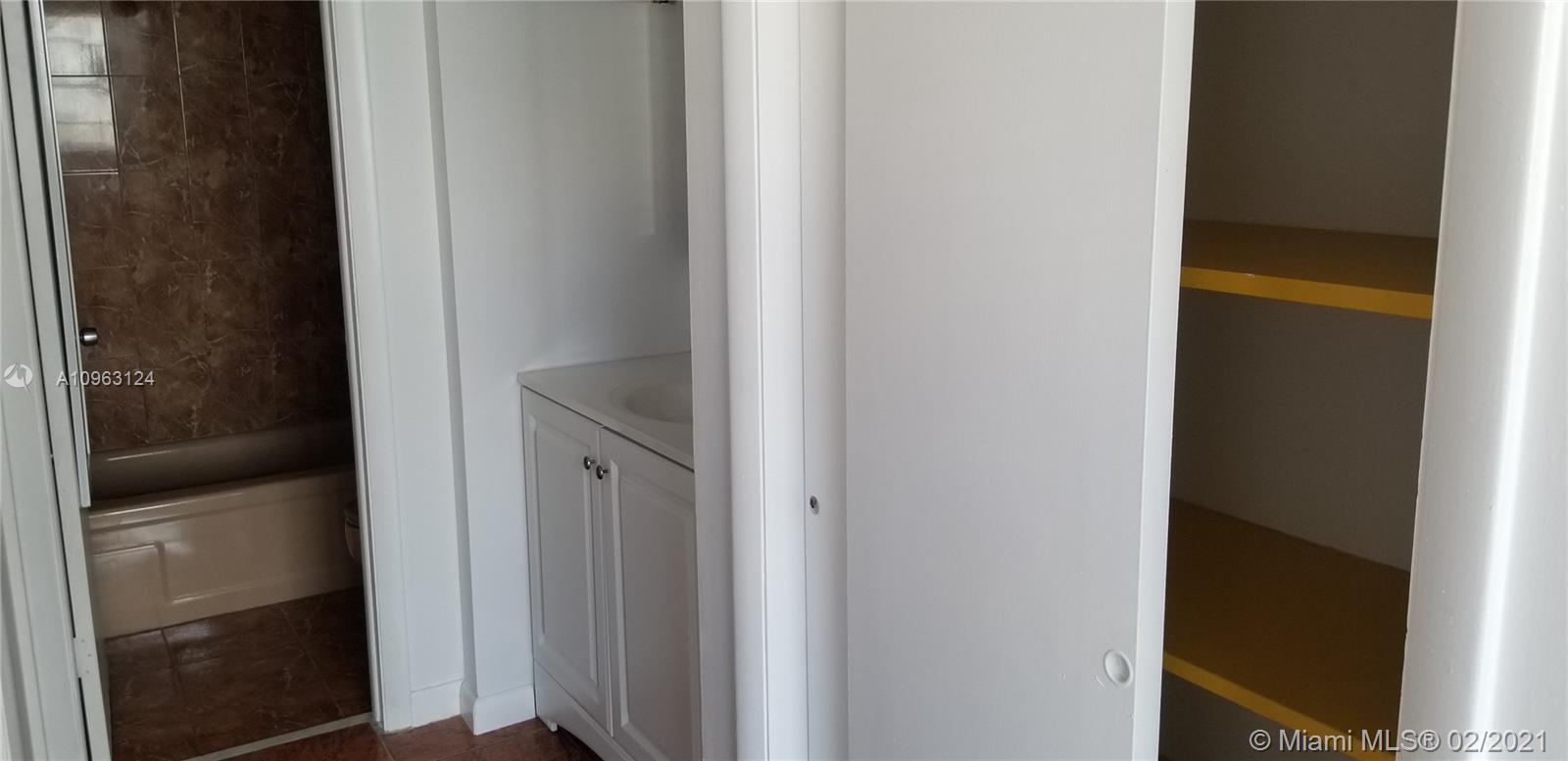 Photo of 3161 Ocean Dr #404, Hallandale Beach, Florida, 33009 -