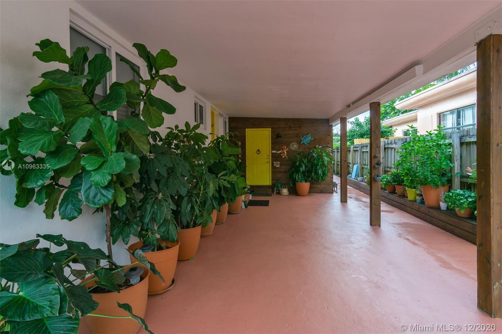 See details / 2543 sq. ft. $ 2020-11-28 0 Photo