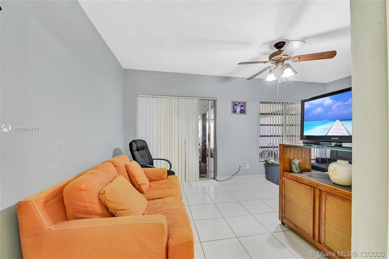 See details / 2492 sq. ft. $ 2020-12-09 0 Photo