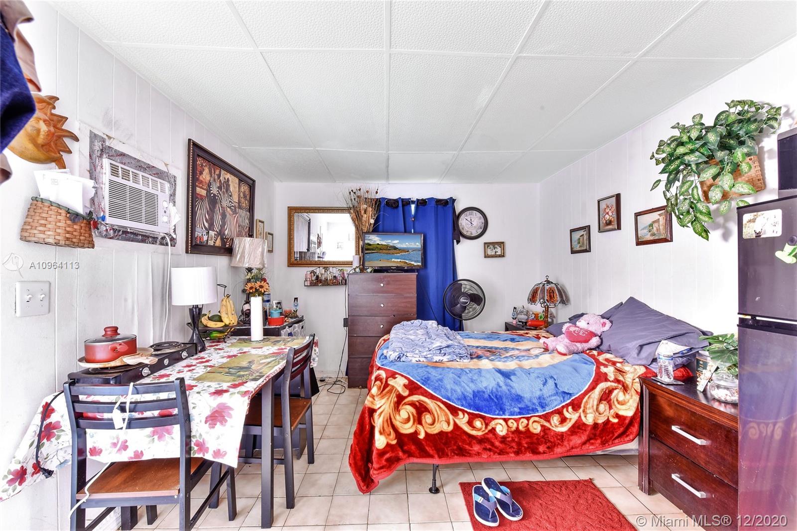 See details / 2492 sq. ft. $ 2020-12-09 0 Photo