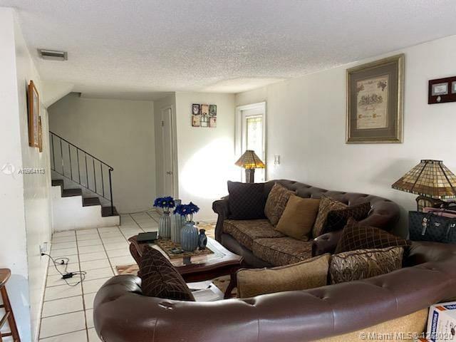 See details / 2492 sq. ft. $ 2020-12-09 0 Photo