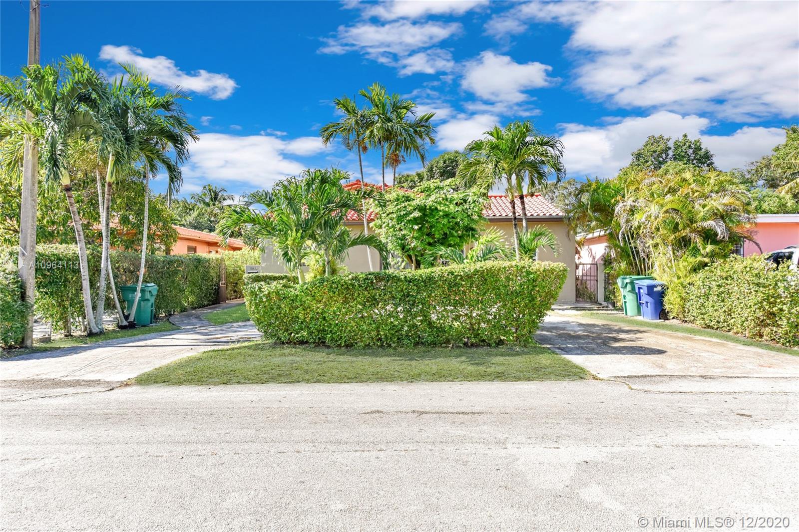 See details / 2492 sq. ft. $ 2020-12-09 0 Photo