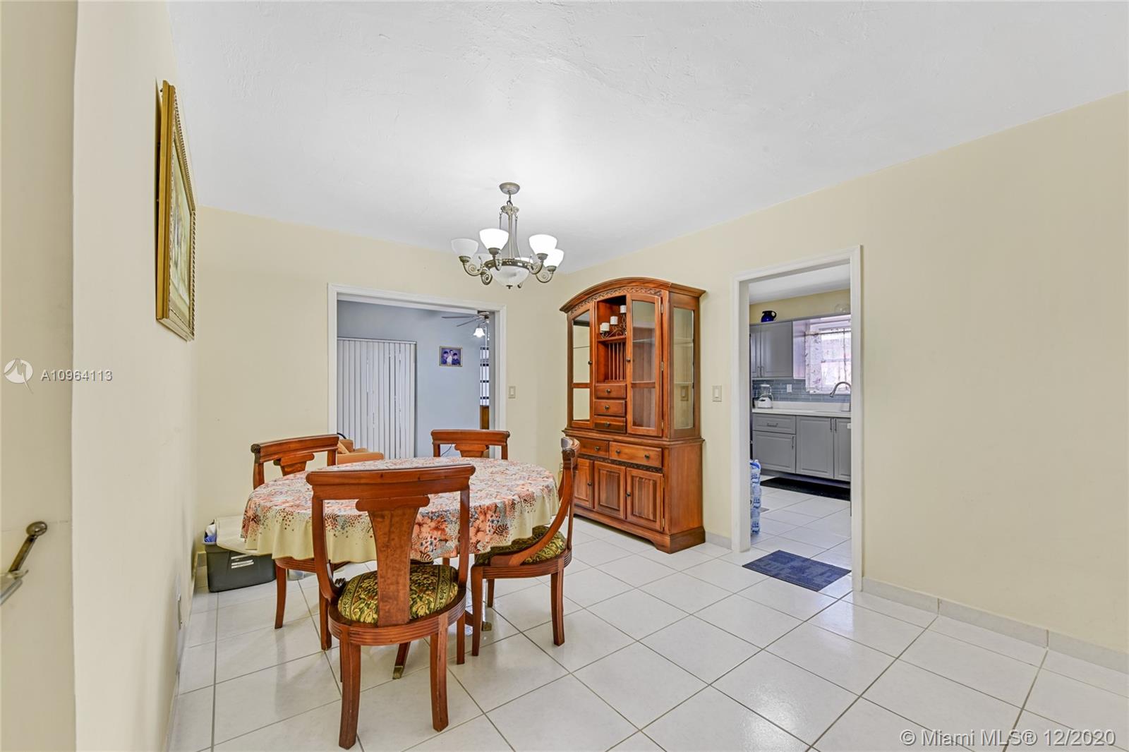 See details / 2492 sq. ft. $ 2020-12-09 0 Photo