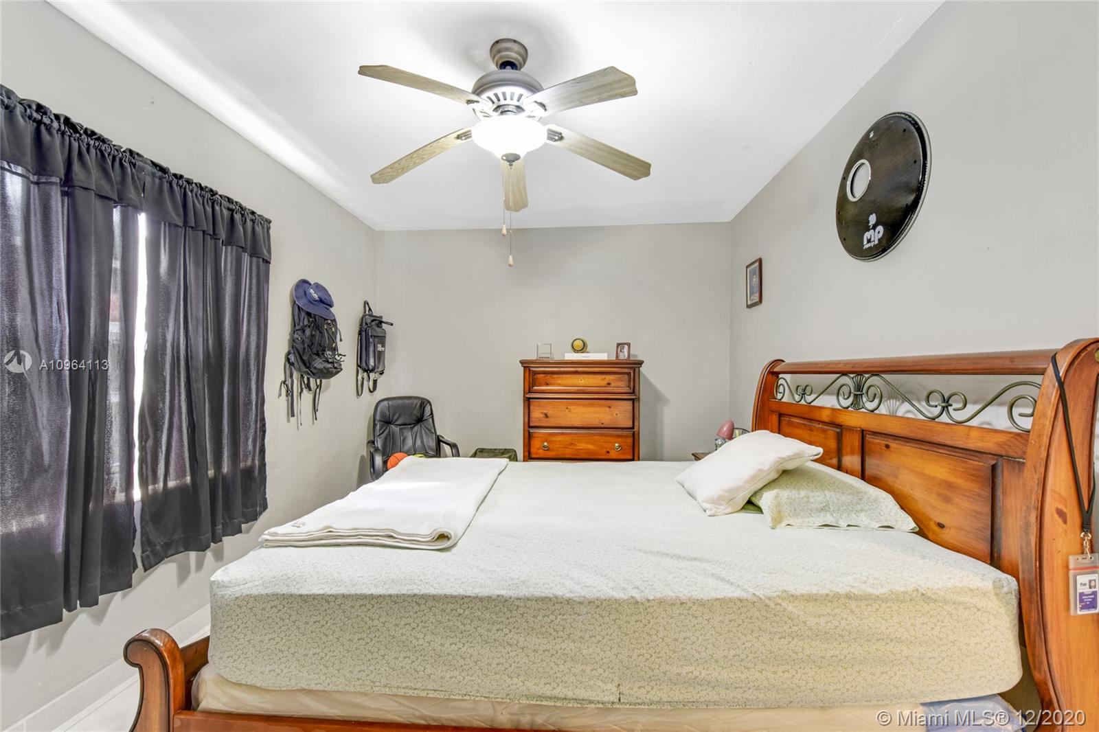 See details / 2492 sq. ft. $ 2020-12-09 0 Photo