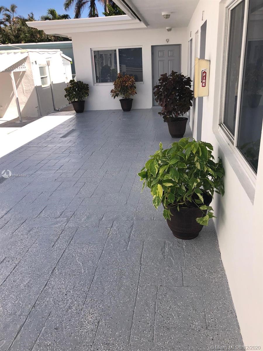 See details / 1872 sq. ft. $ 2021-04-04 0 Photo