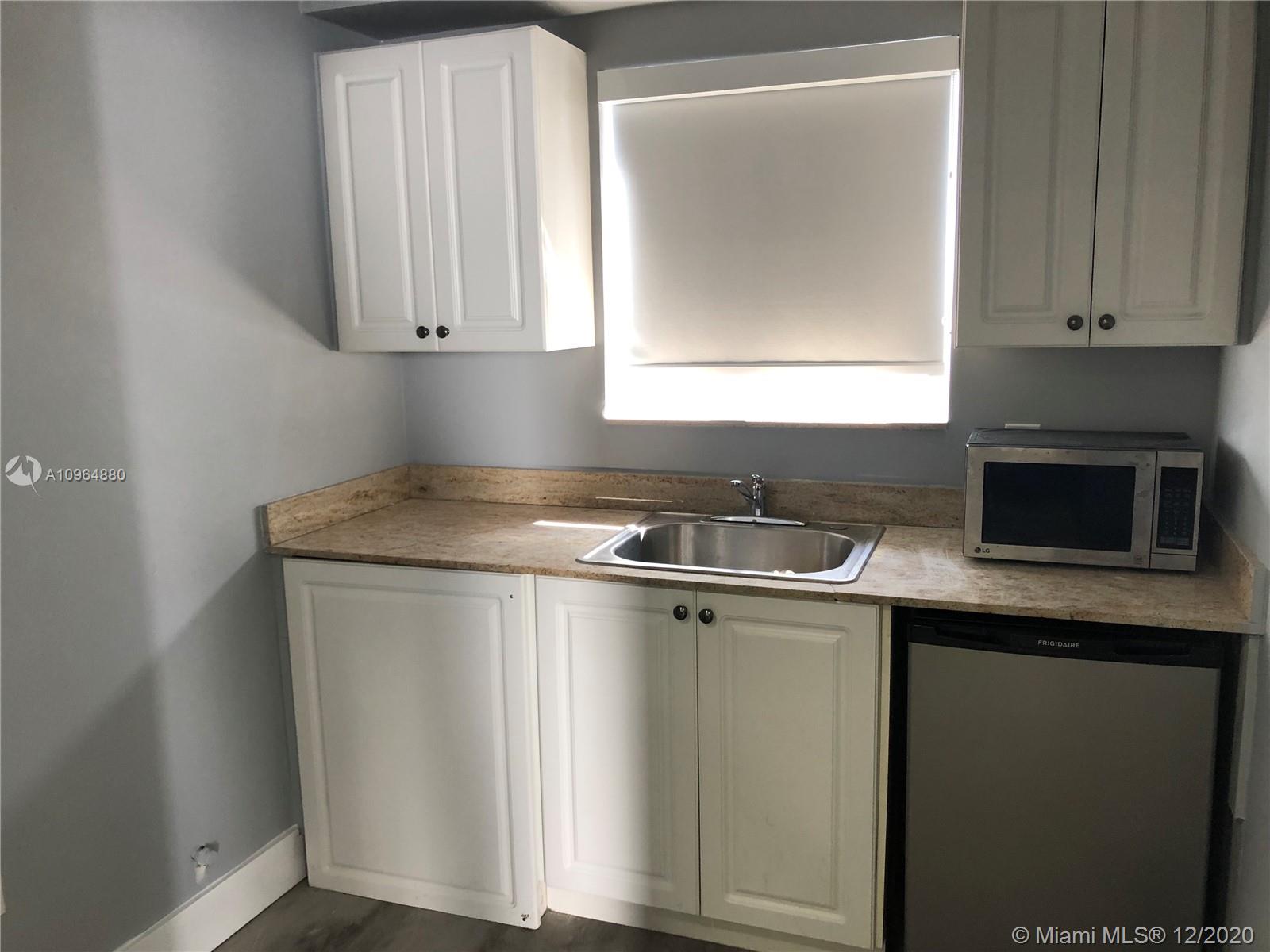 See details / 1872 sq. ft. $ 2021-04-04 0 Photo