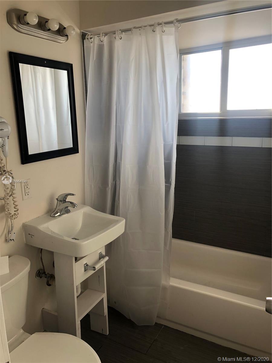 See details / 1872 sq. ft. $ 2021-04-04 0 Photo