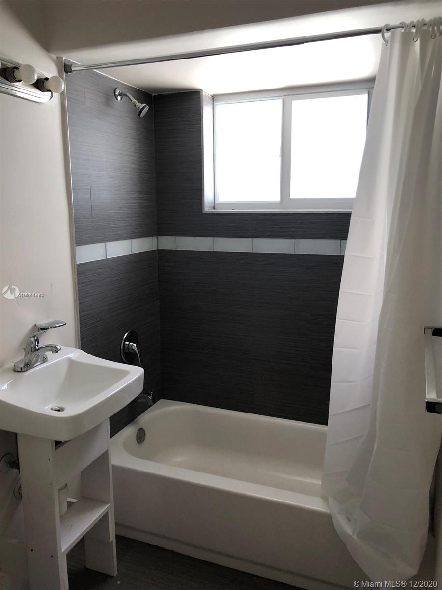See details / 1872 sq. ft. $ 2021-04-04 0 Photo
