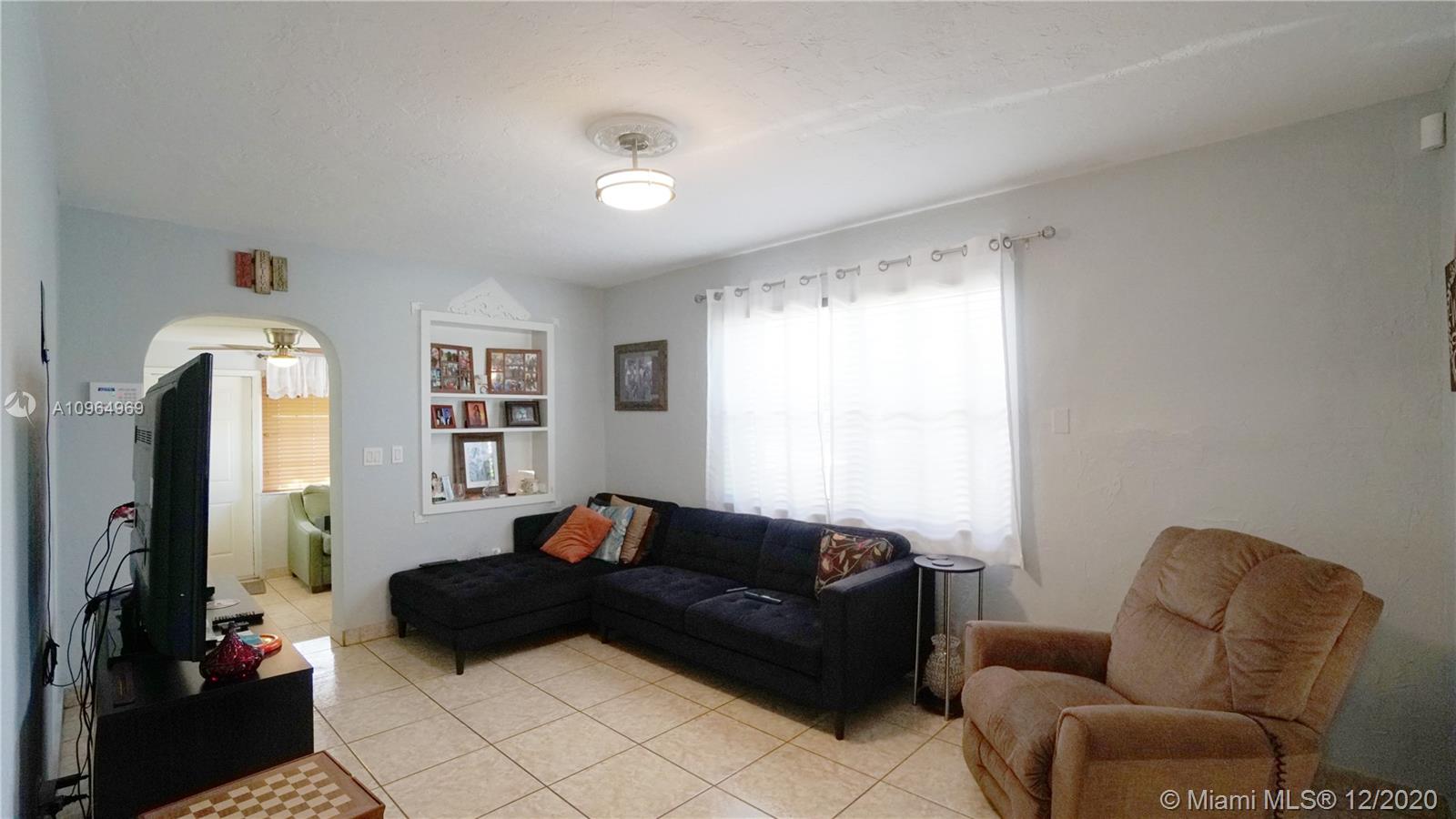See details / 2318 sq. ft. $ 2020-12-02 0 Photo