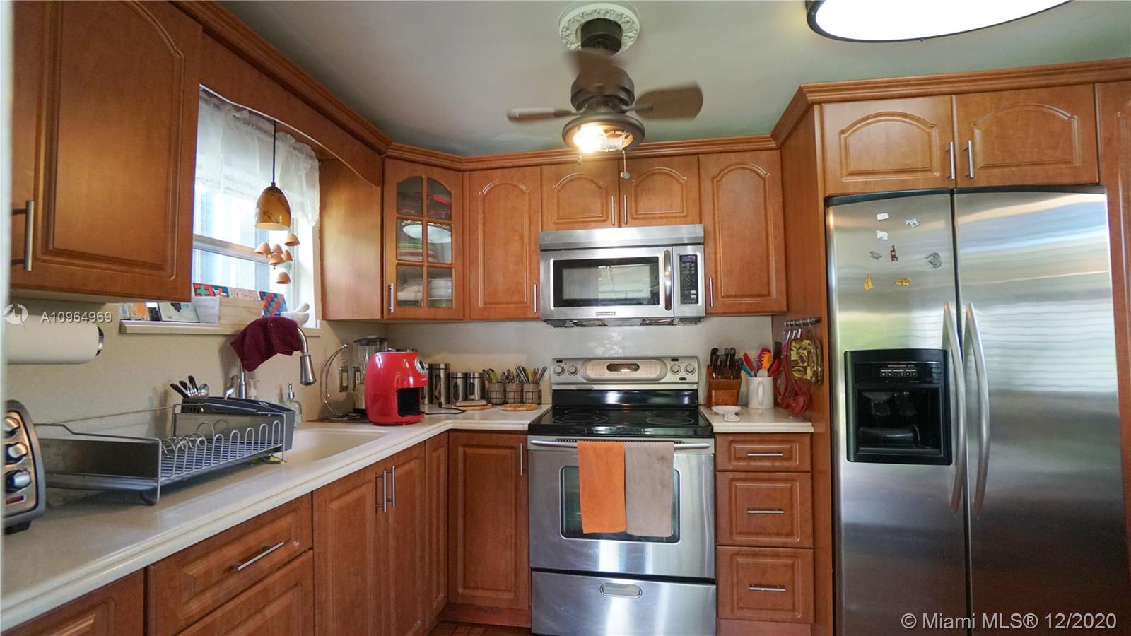 See details / 2318 sq. ft. $ 2020-12-02 0 Photo
