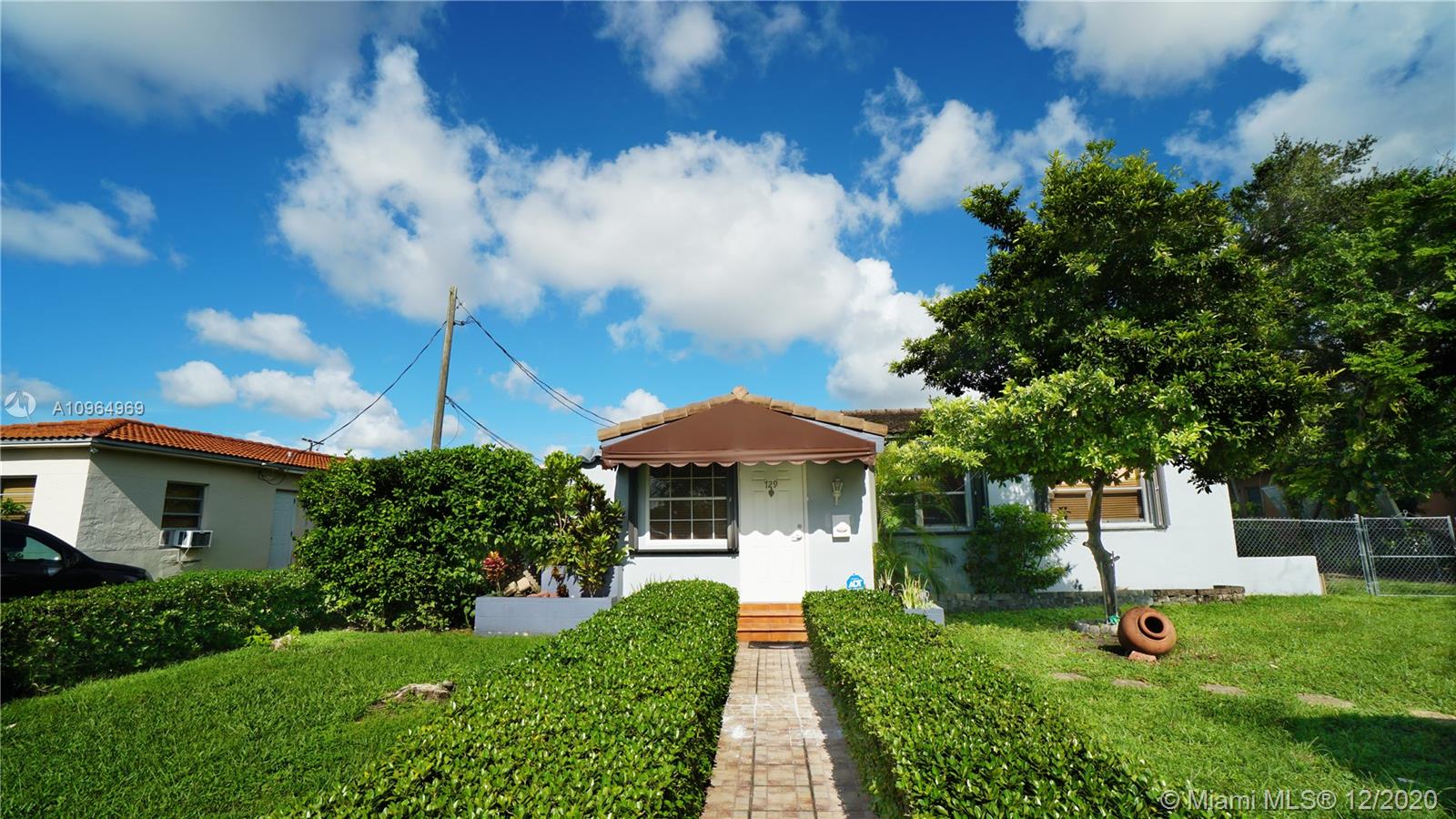See details / 2318 sq. ft. $ 2020-12-02 0 Photo