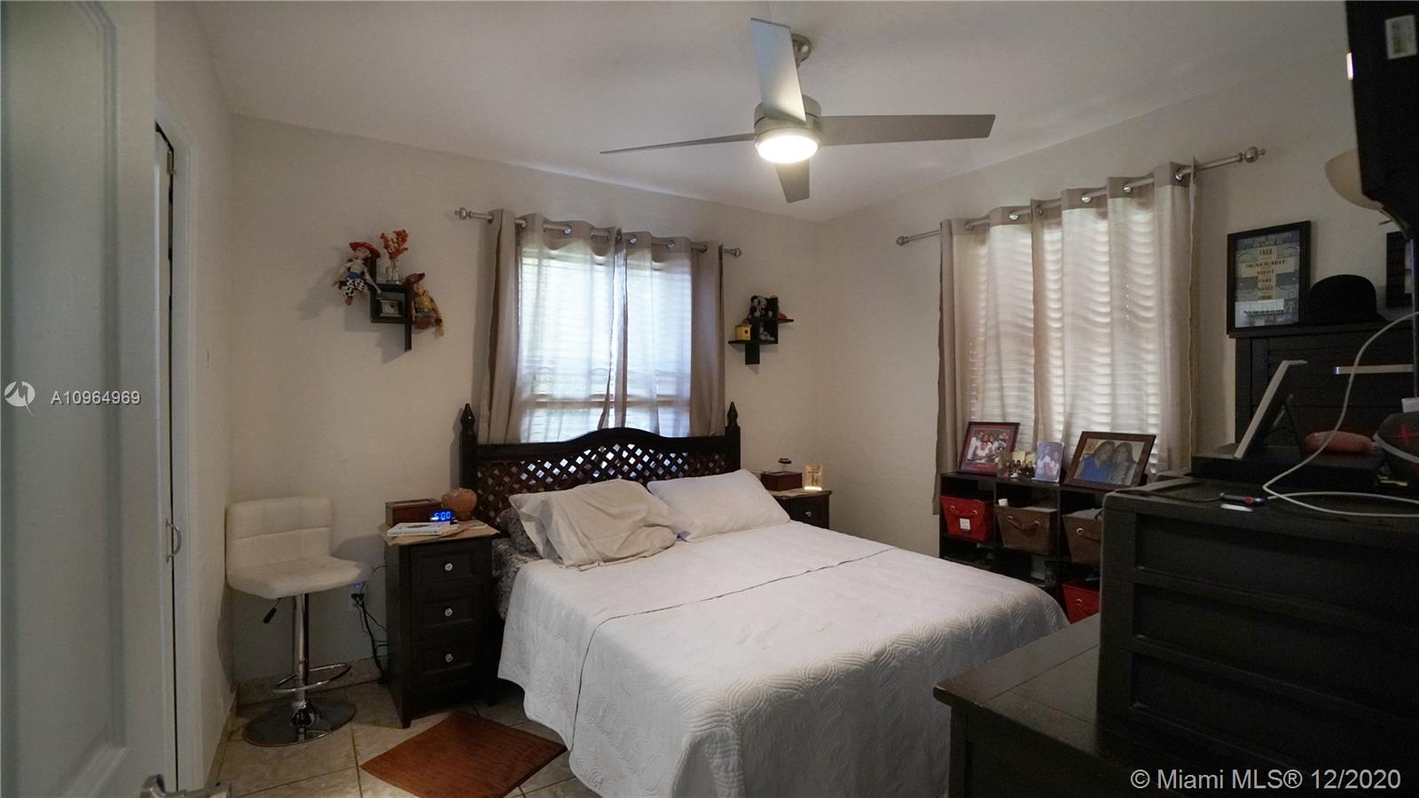 See details / 2318 sq. ft. $ 2020-12-02 0 Photo
