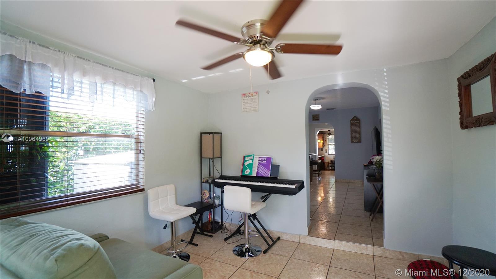 See details / 2318 sq. ft. $ 2020-12-02 0 Photo