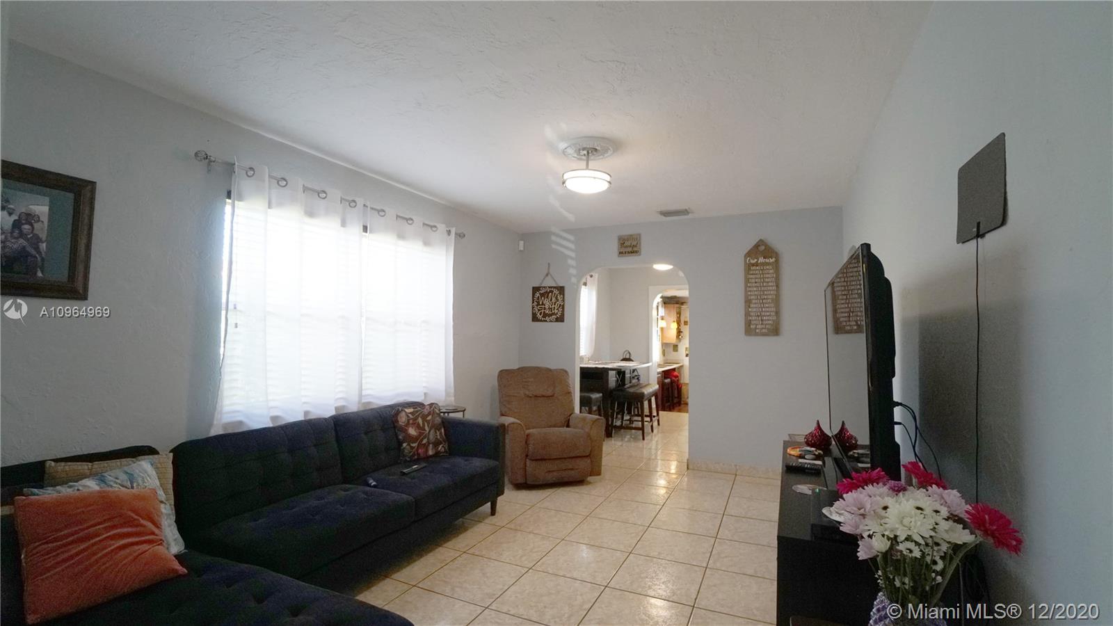 See details / 2318 sq. ft. $ 2020-12-02 0 Photo