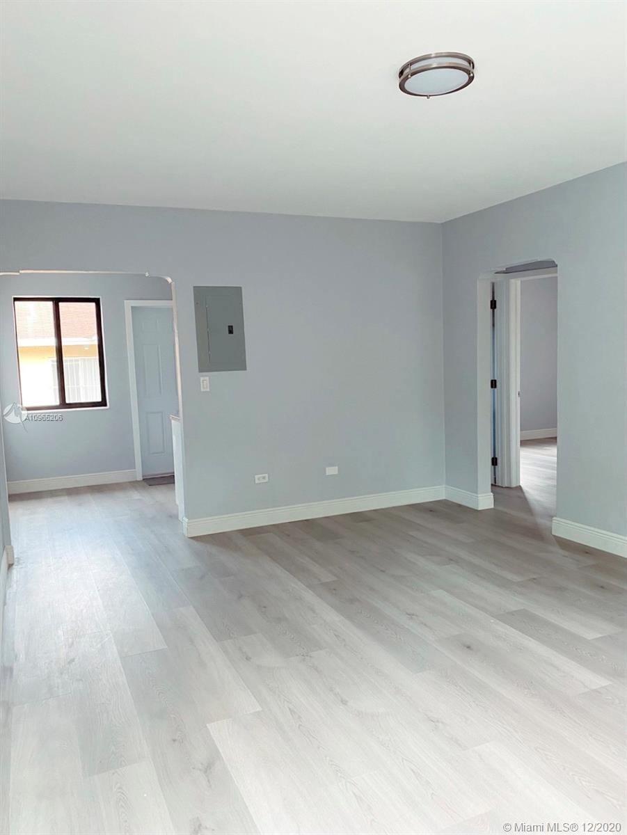 See details / 1432 sq. ft. $ 2020-12-02 0 Photo