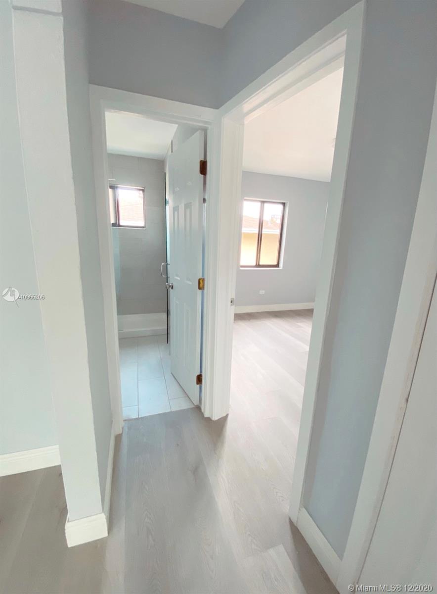 See details / 1432 sq. ft. $ 2020-12-02 0 Photo