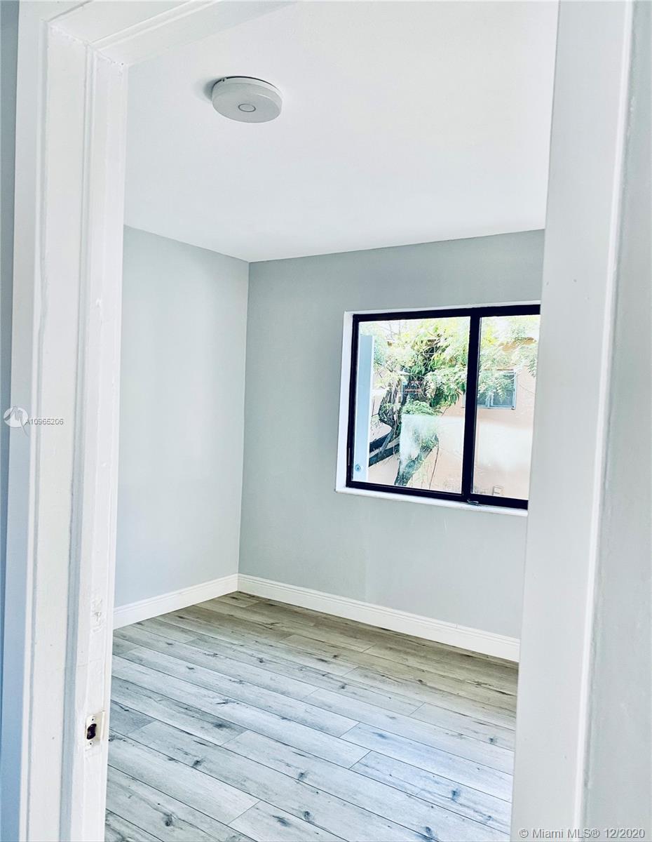 See details / 1432 sq. ft. $ 2020-12-02 0 Photo