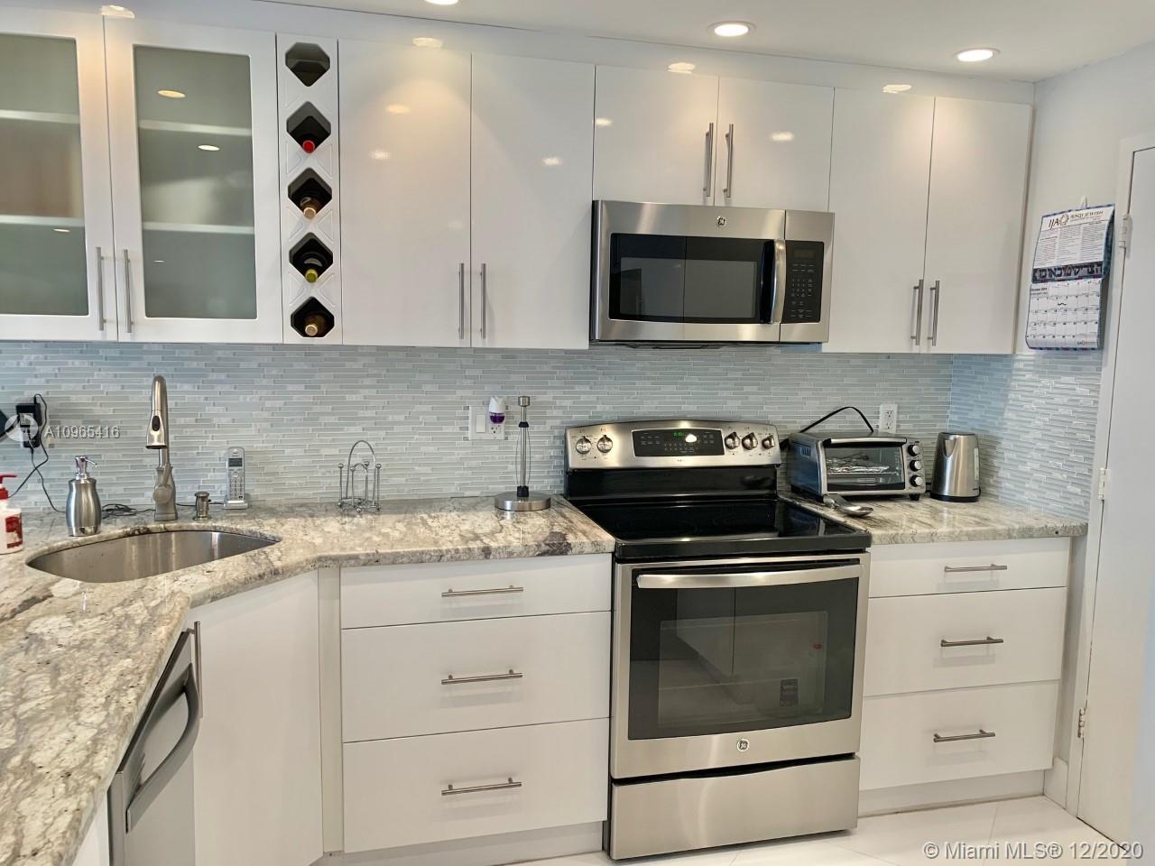 Photo of 3725 Ocean Dr #822, Hollywood, Florida, 33019 -