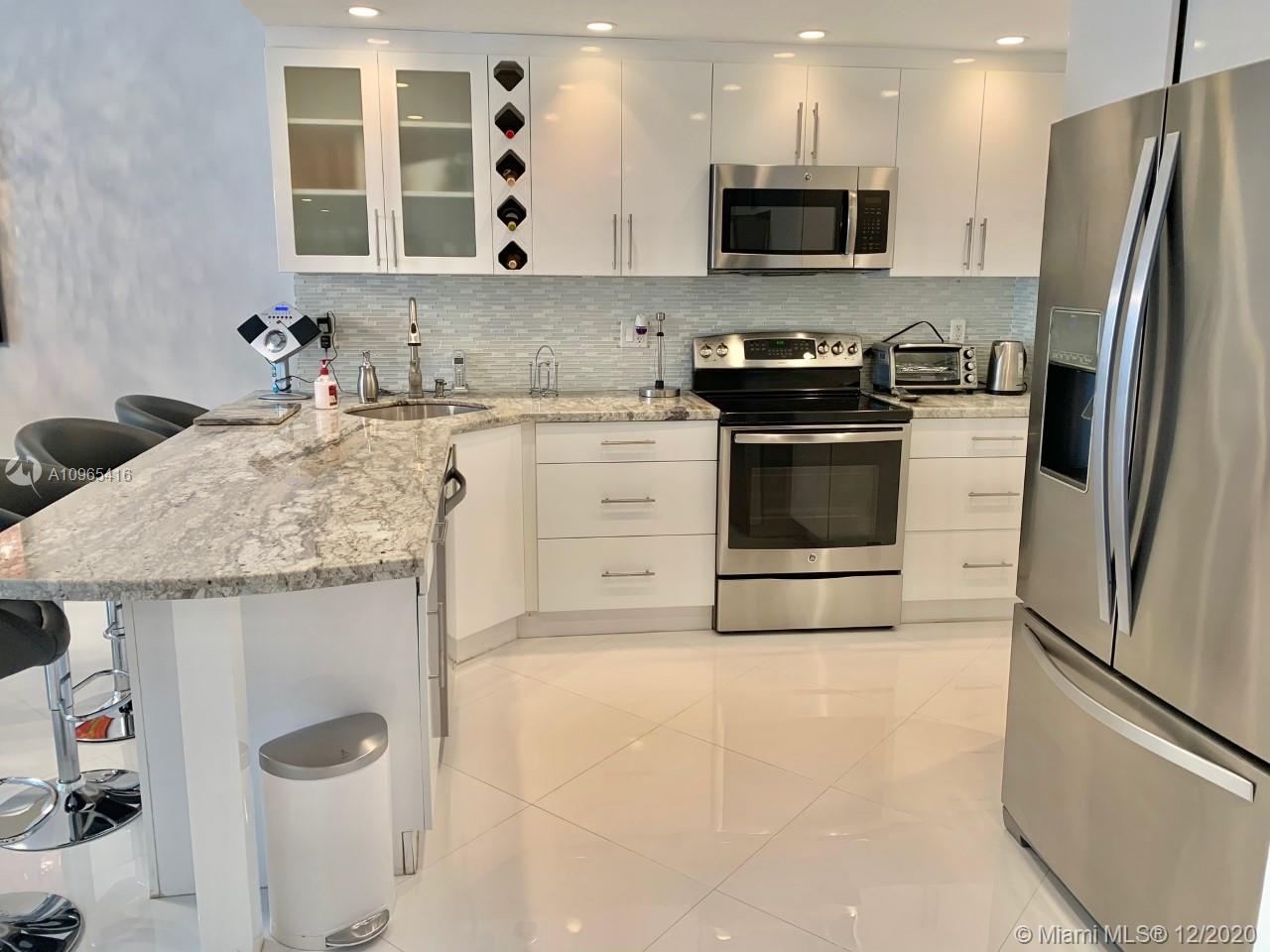 Photo of 3725 Ocean Dr #822, Hollywood, Florida, 33019 -